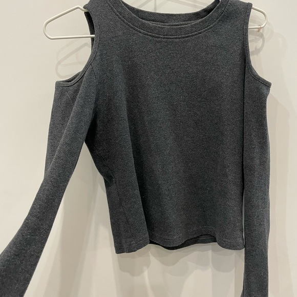 Grey crop sweater - Picture 2 of 2
